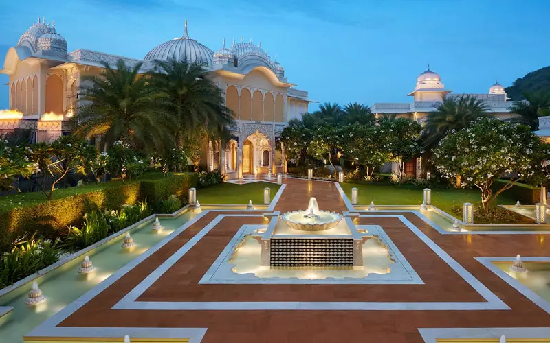 Best Luxury Hotels in Delhi, Agra and Jaipur for a Premium Golden Triangle Experience