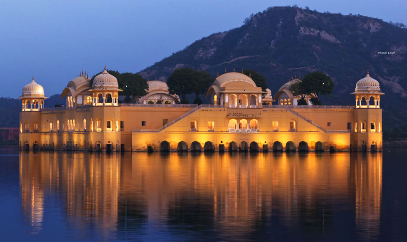 Jaipur Taj Mahal Overnight Tour